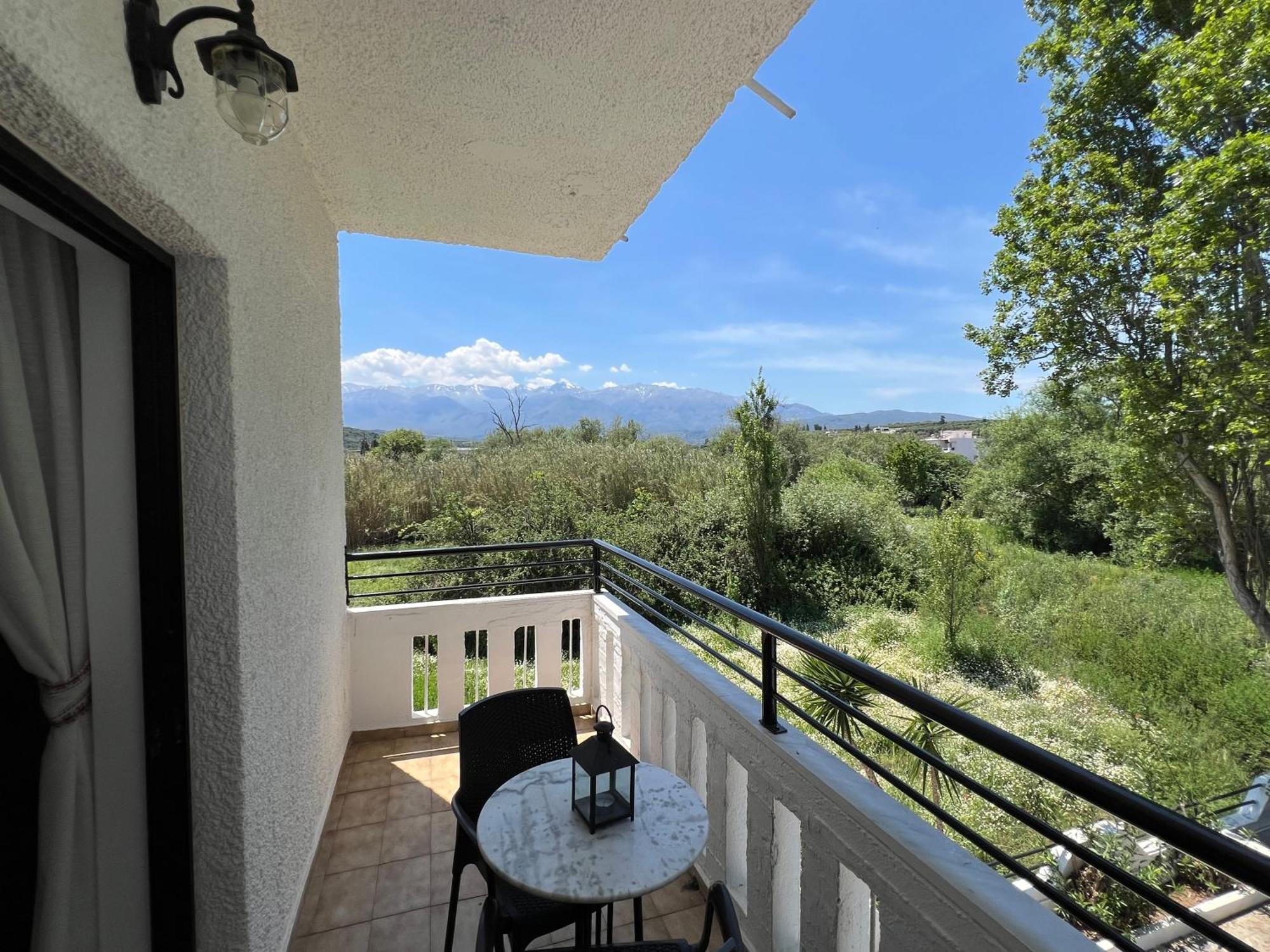 קליבס Zourpos Studios & Apartments מראה חיצוני תמונה